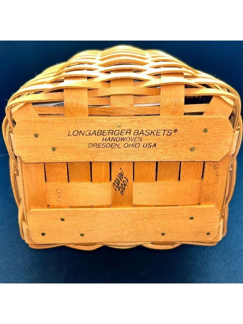 Longaberger 5 year anniversary charter member basket with COA - Picture 4 of 6